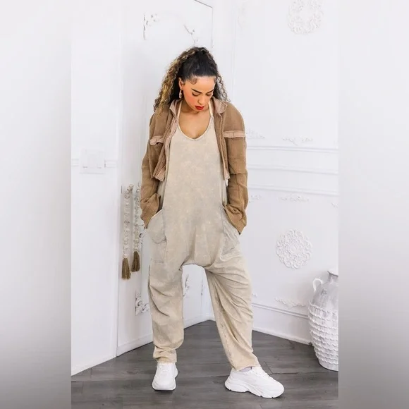 Stylish Tan Cropped Jacket - Picture 3 of 4